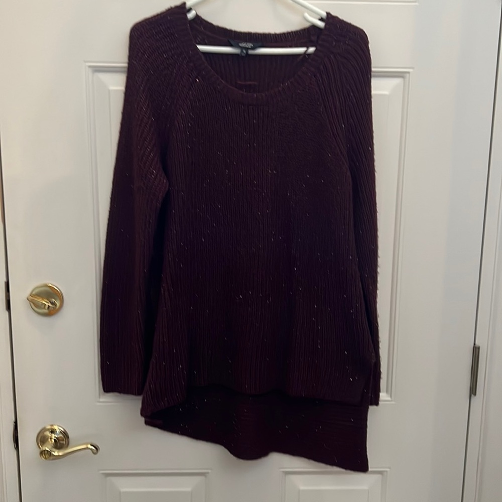 Simply Vera Wang Wine-Colored Crewneck Asymmetrical Sweater.  XL